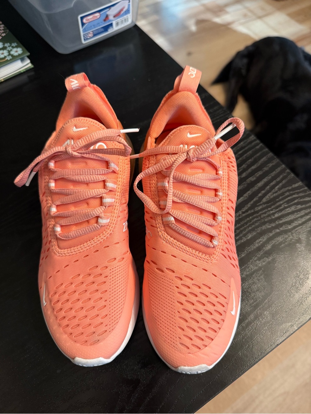 Nike Women's Coral/Peach Lightweight Running Sneakers